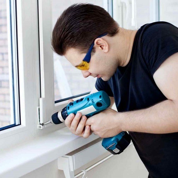 Монтаж окон в Санкт-Петербурге - вызвать мастера «ОКНАСЕКА»